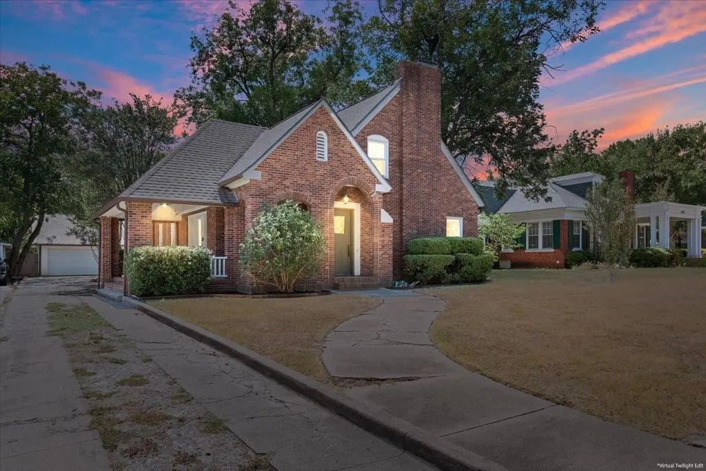 2122 Colcord Avenue, Waco