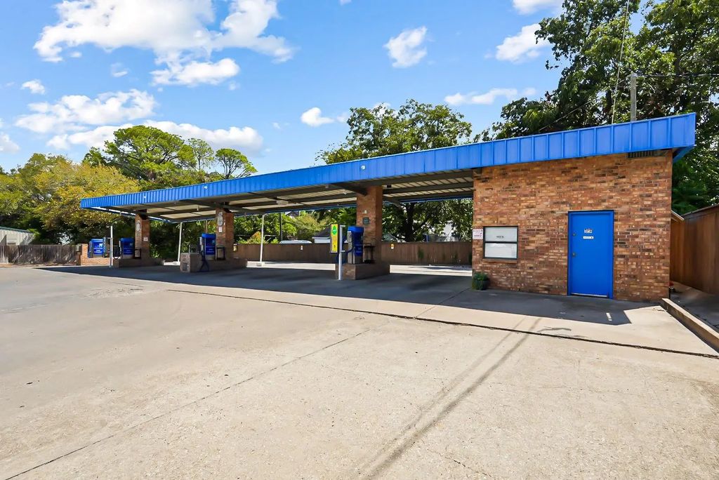 1445 W 2nd Avenue, Corsicana