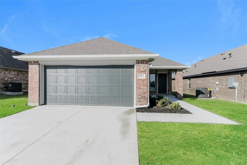 3621 Joshua Street, Ennis