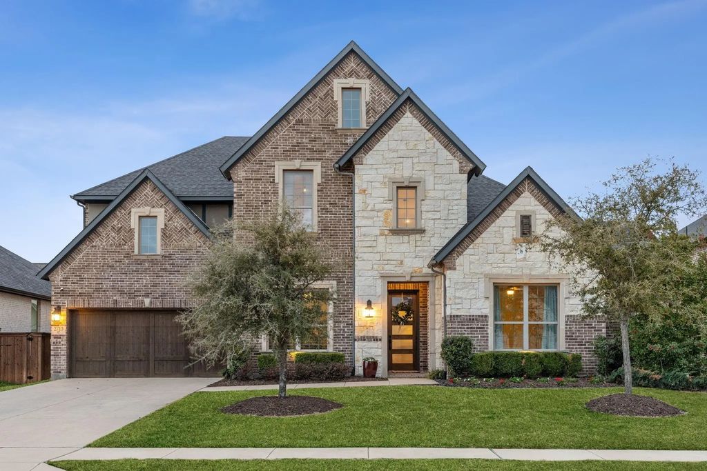 2713 Maverick Way, Celina