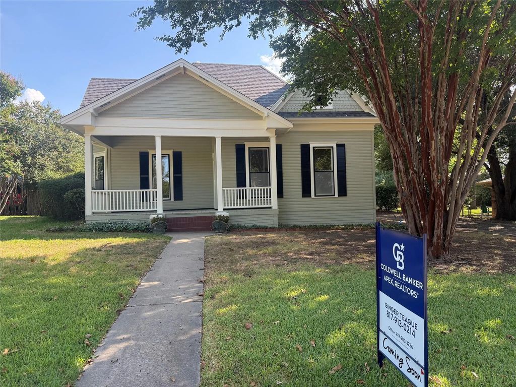 206 E Josephine Street, Weatherford