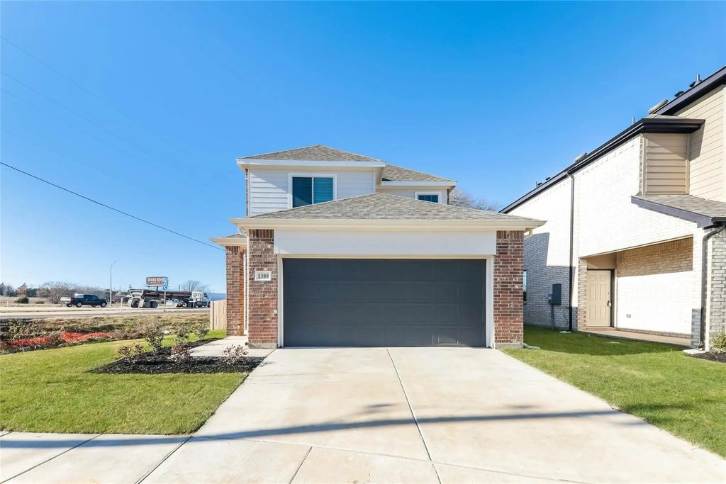 1300 Ester Lane, Ennis
