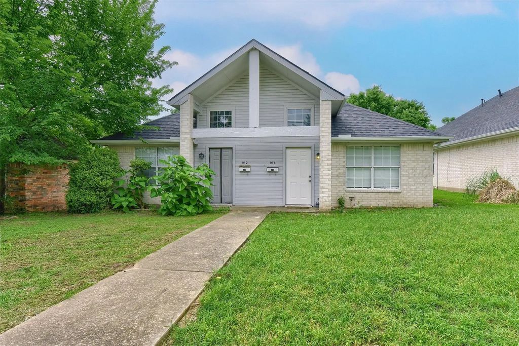 914 W Houston Street, Sherman