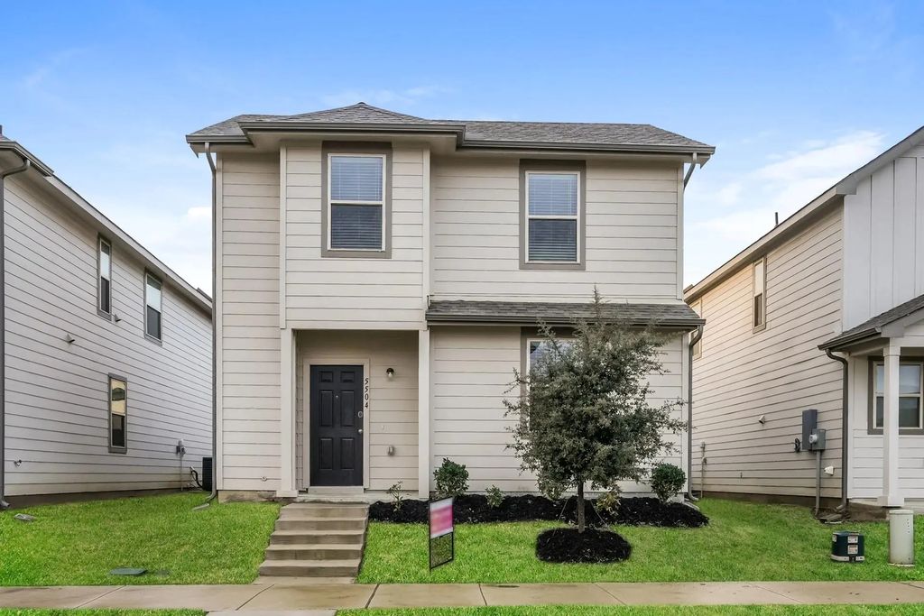 5504 Calm Waters, Fort Worth