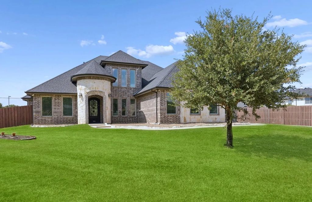 1012 Mallard Way, Flower Mound