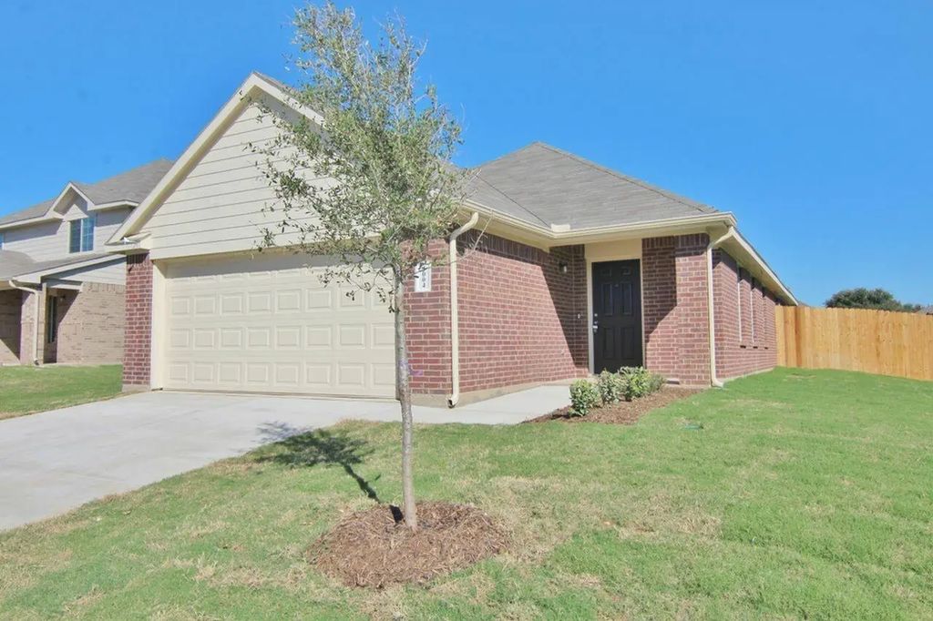4004 Bonita Springs Drive, Fort Worth