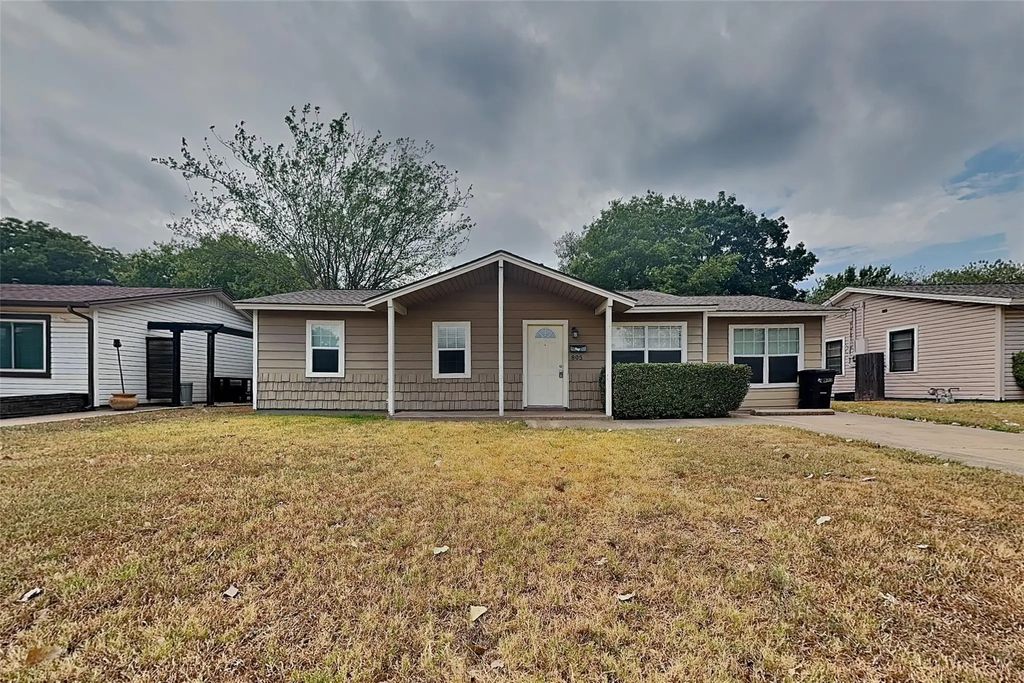 805 Aransas Drive, Euless