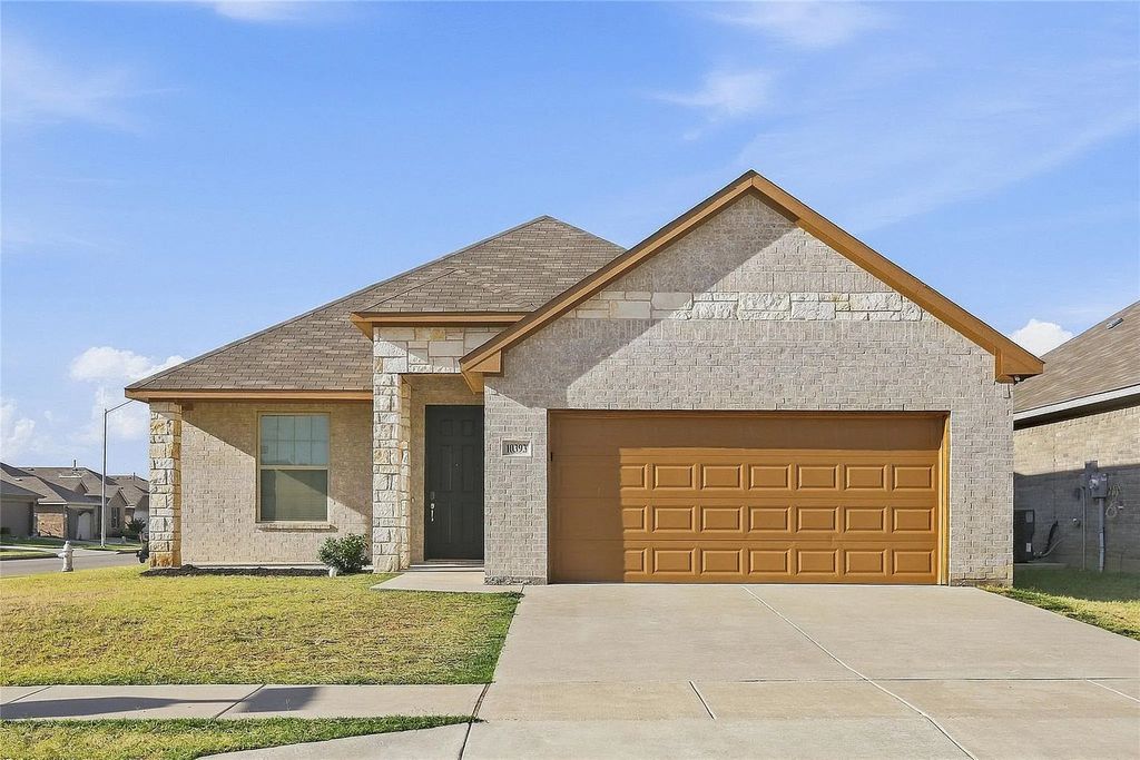 10393 Fort Ewell Trail, Crowley