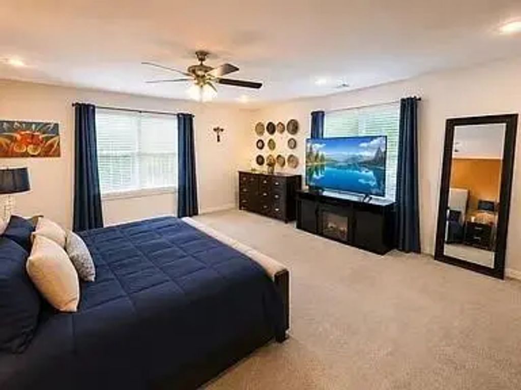 4660 Raleigh Dalton, Dallas