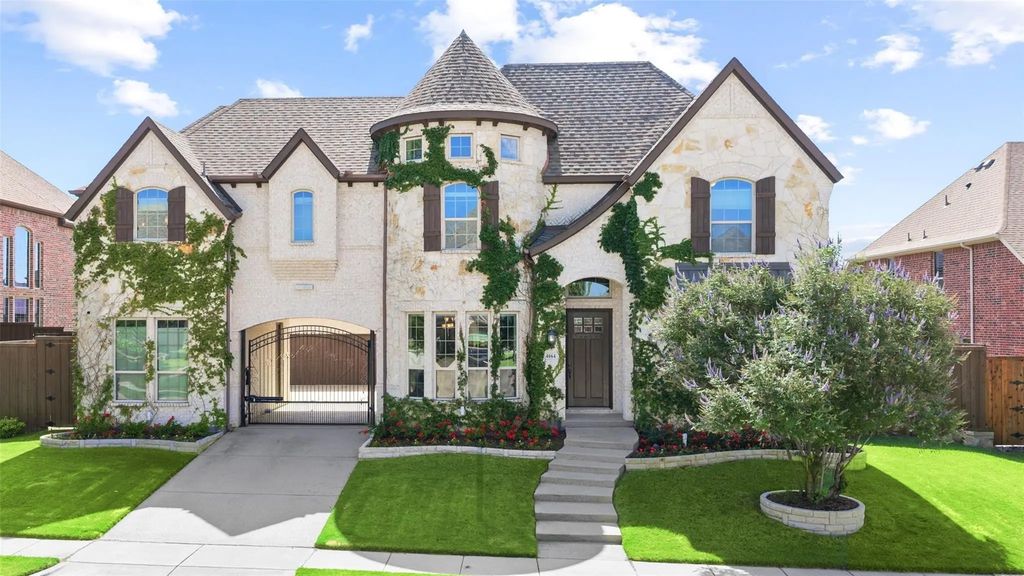 4664 Maverick Way, Carrollton