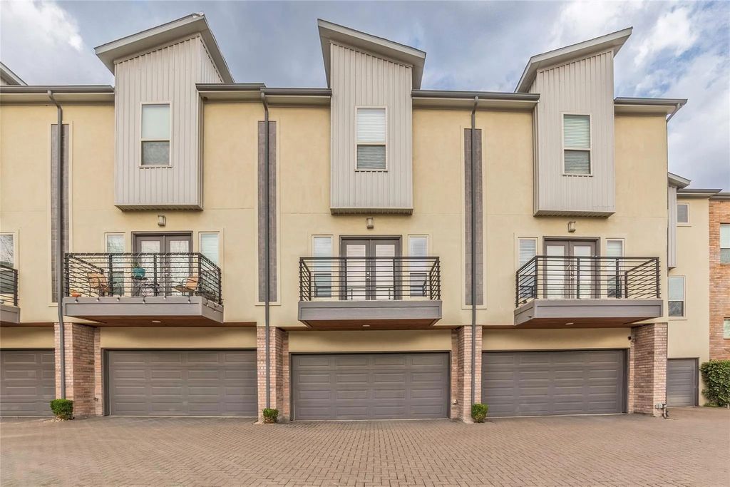 6051 Ross Avenue 110, Dallas