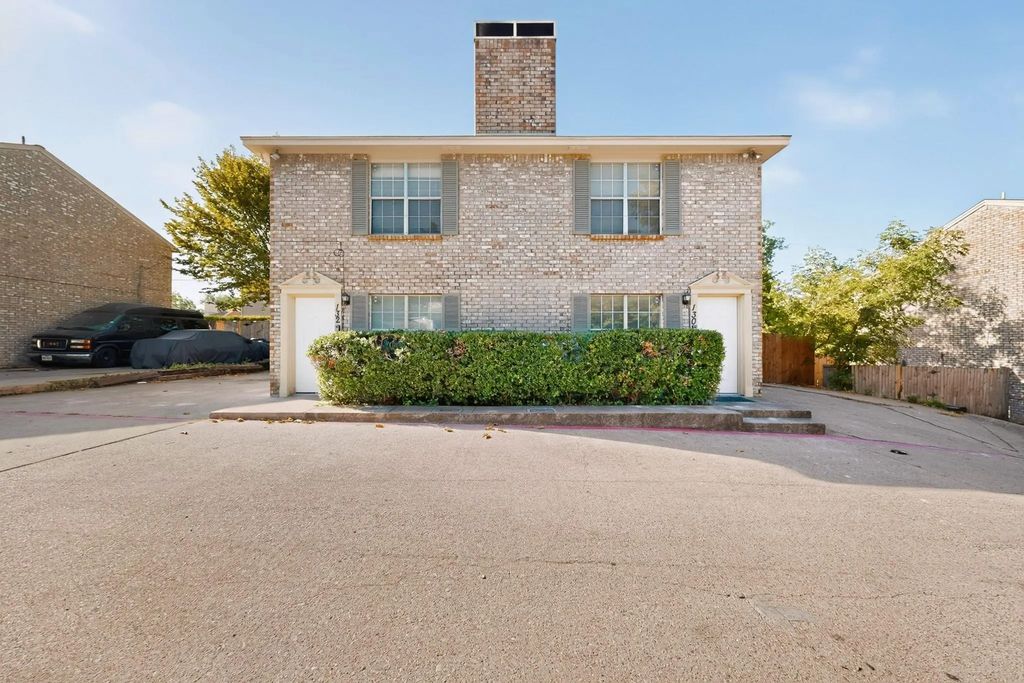 132 Graystone Place, Duncanville
