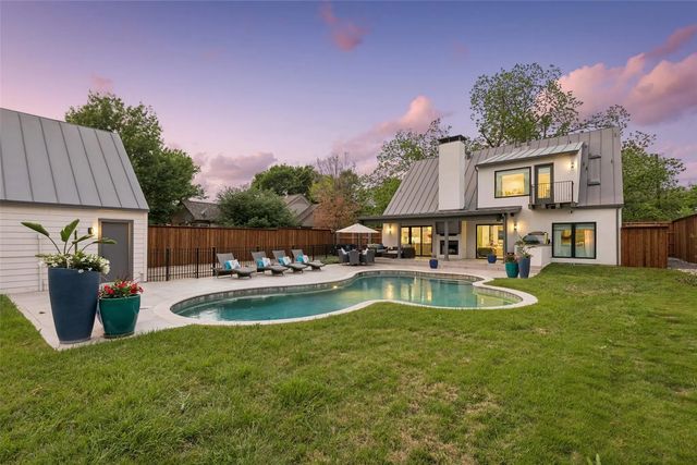 6242 Prospect Avenue, Dallas