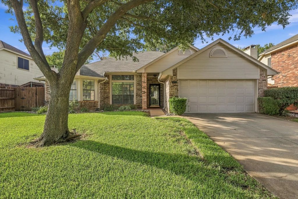 515 Post Oak Road, Grapevine