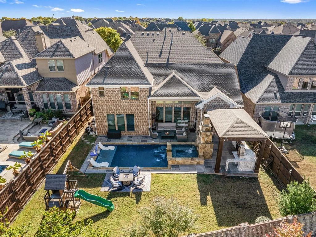 1506 Hennessey Drive, Allen