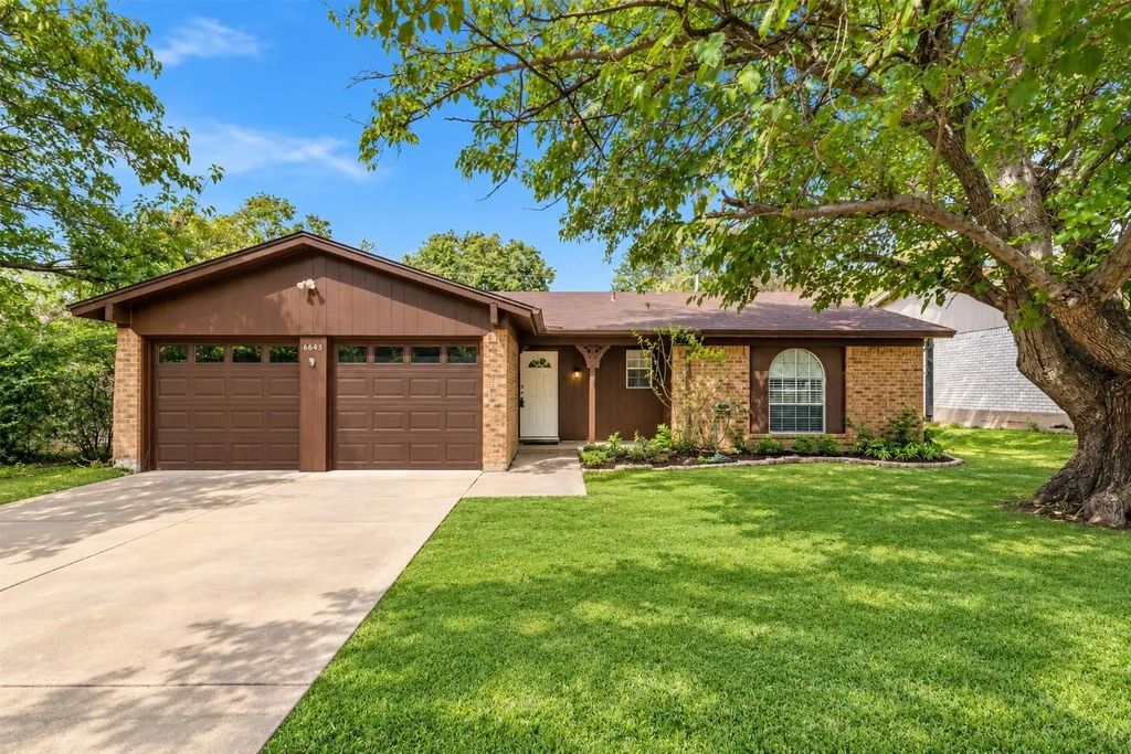 6645 Harrison Way, Watauga