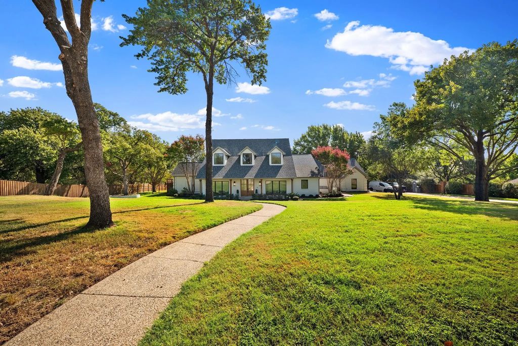 1042 Diamond Boulevard, Southlake