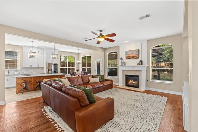 1620 Mcgreg Lane, Carrollton