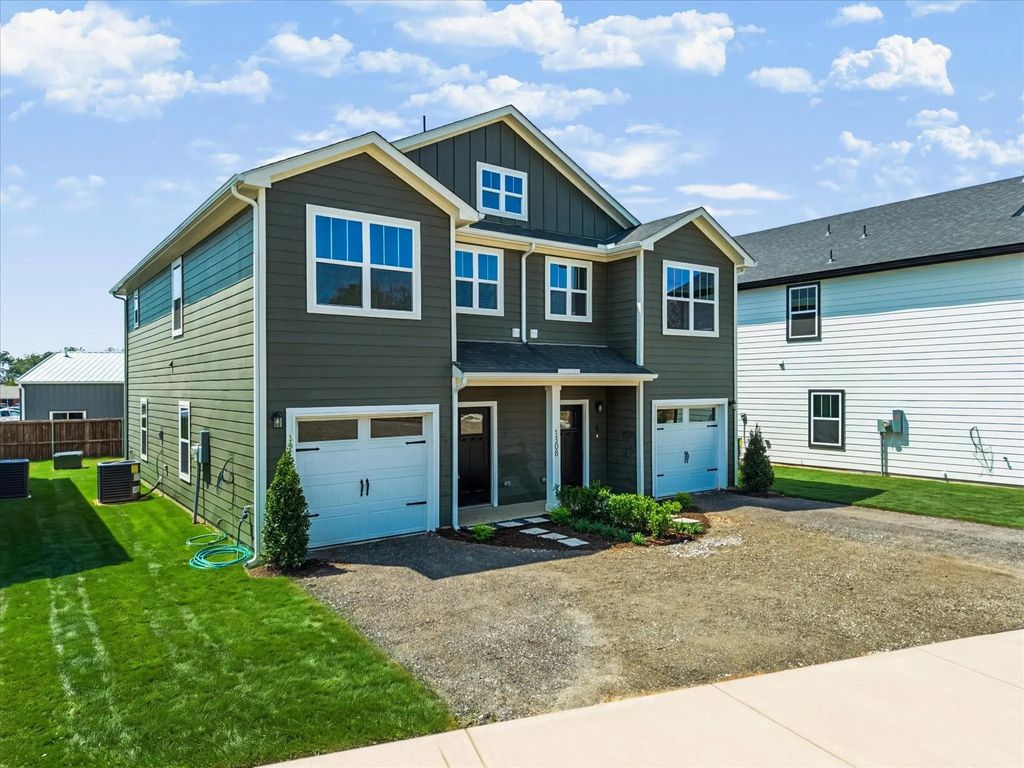 1308 Country Road, Whitesboro