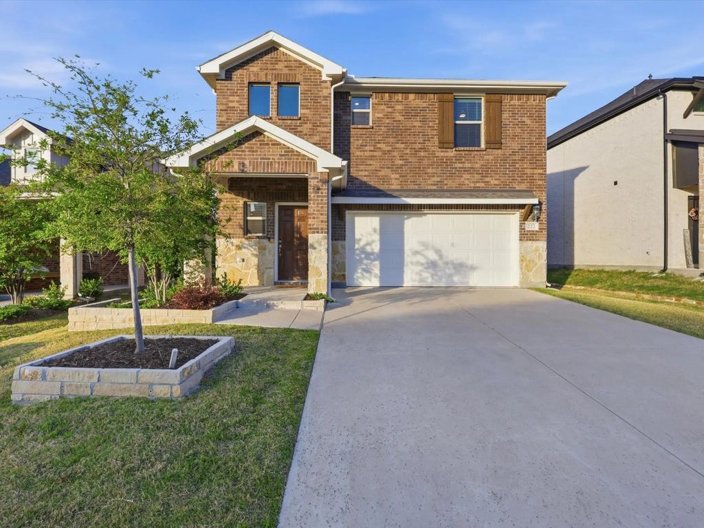 222 Mountain Meadow Lane, McKinney