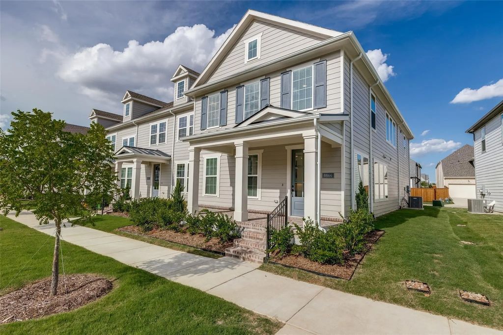 8864 Scarp Hill Lane, Frisco