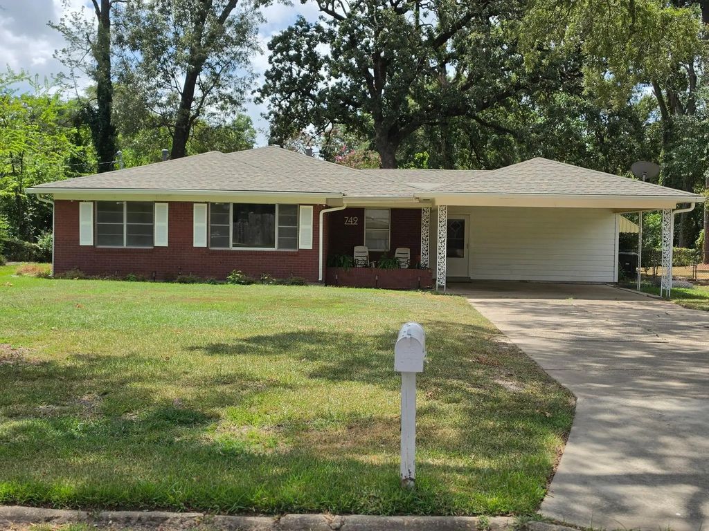 749 Dodd Drive, Shreveport