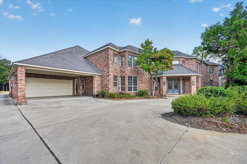 7007 Spanky Branch Court, Dallas