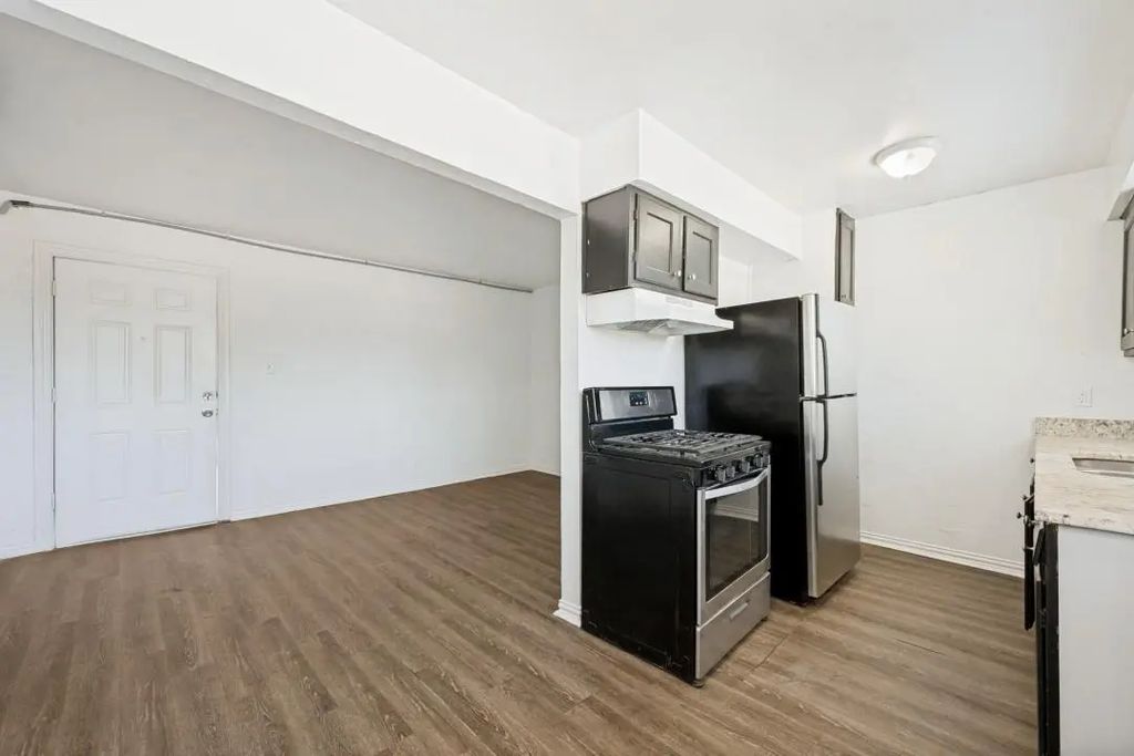 2701 Hemphill Street 110, Fort Worth