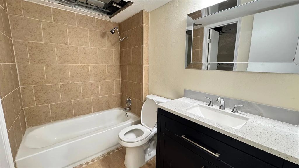 2309 Balsam Drive K109, Arlington
