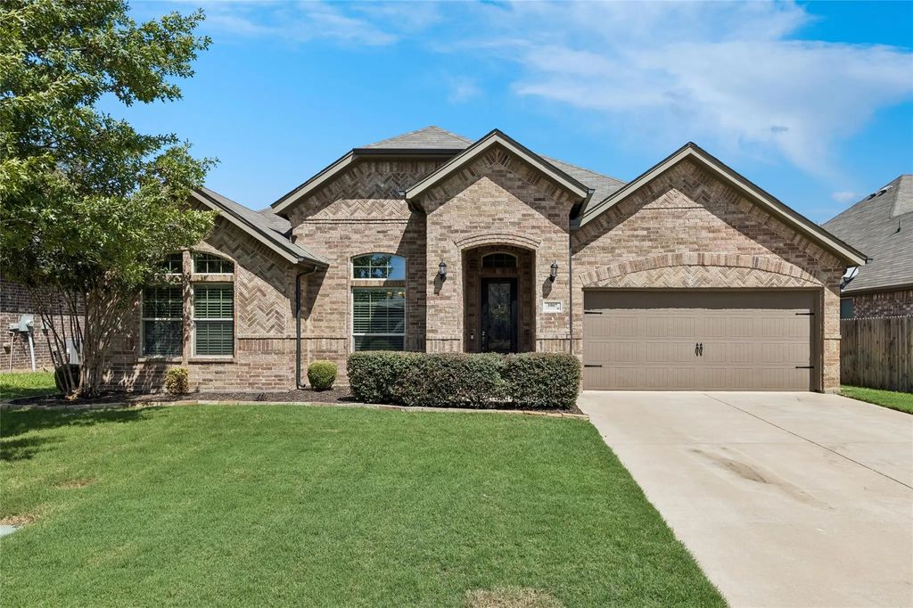 3907 Gentle Breeze Court, Arlington