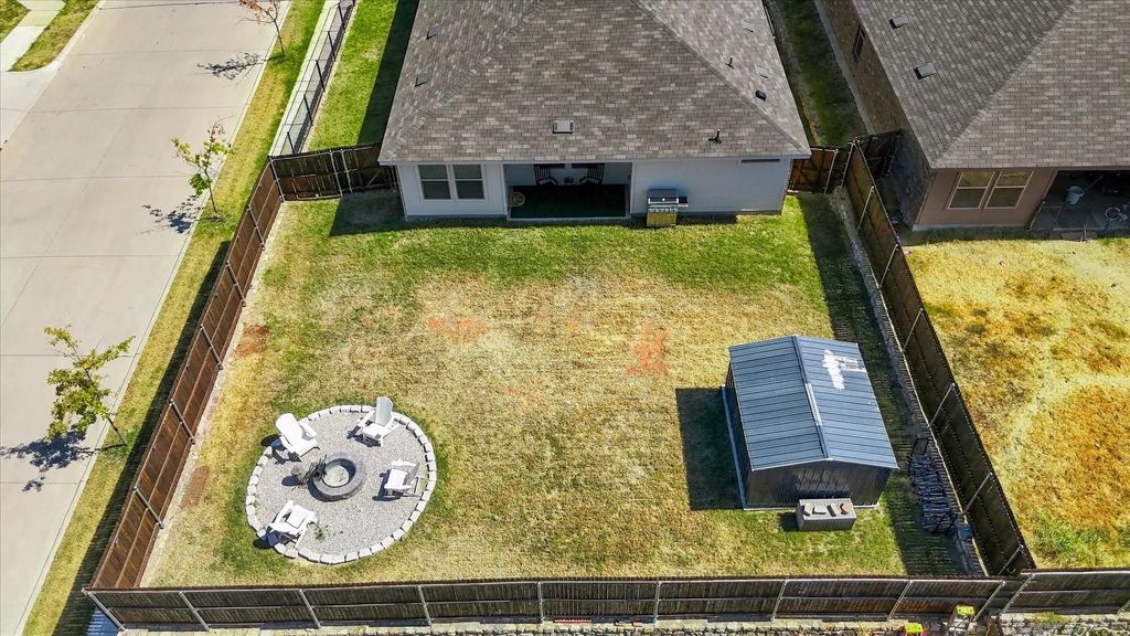 5800 Bull Creek Lane, Denton