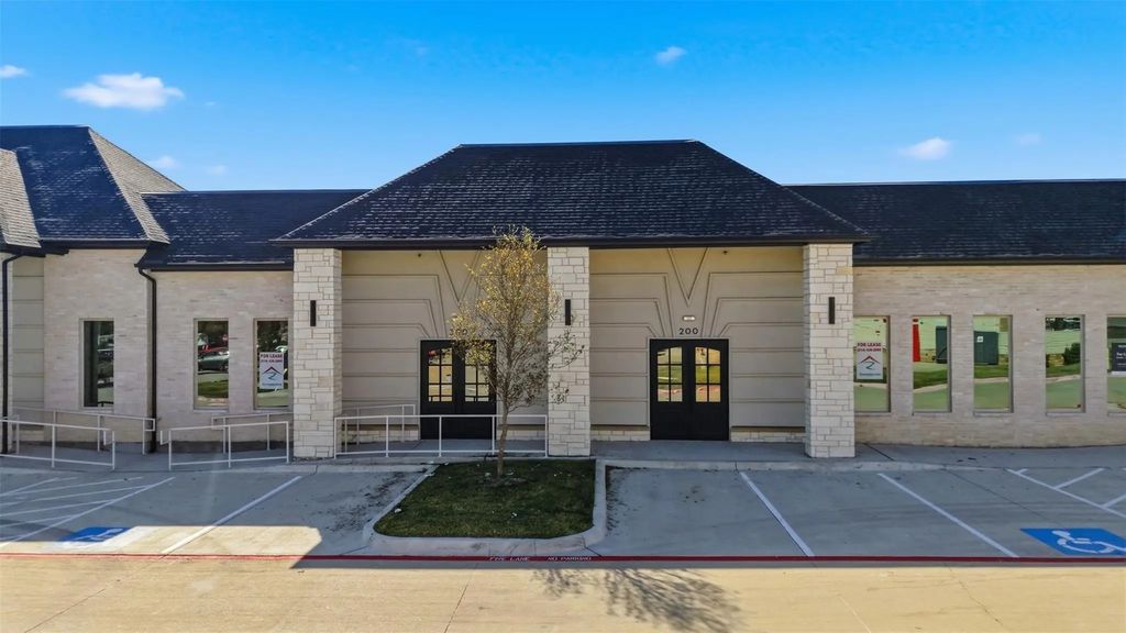 5121 S Custer Road 200, McKinney
