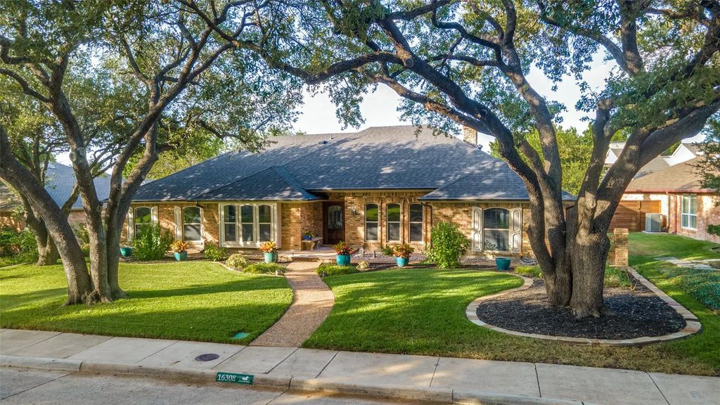 16308 Fallkirk Drive, Dallas