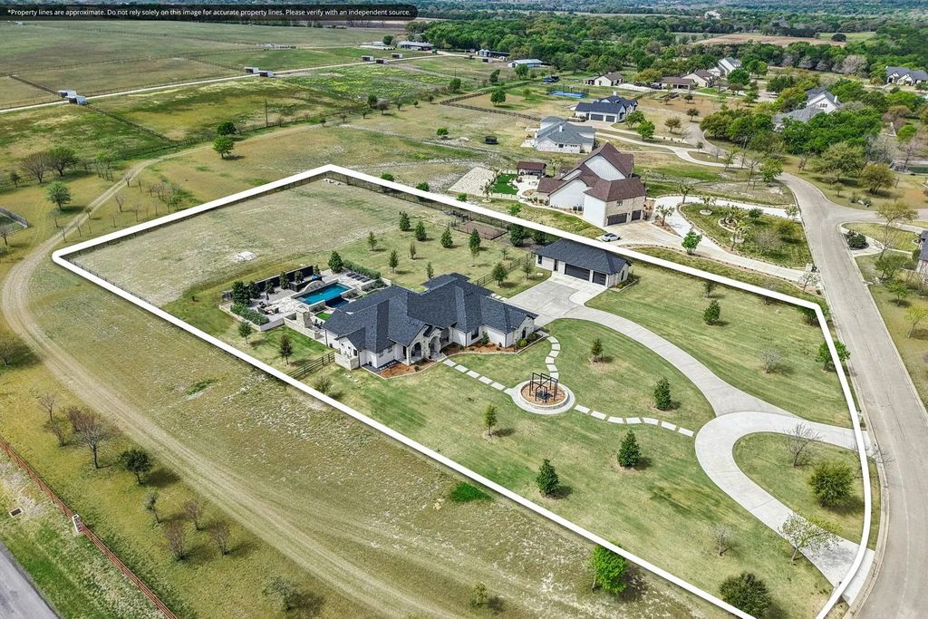173 Via Lago, Belton