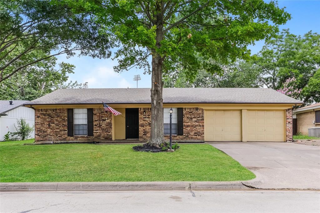145 Nw Suzanne Terrace, Burleson