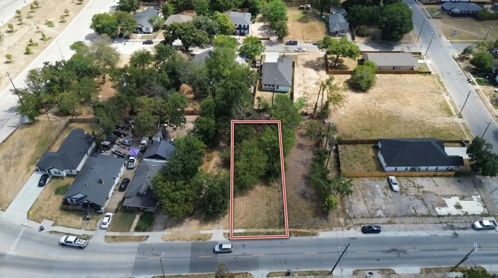 1718 Pine Street, Dallas