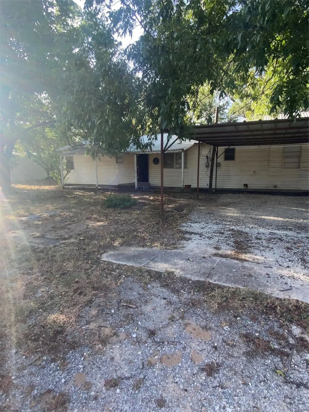 600 2nd Street, Cross Plains