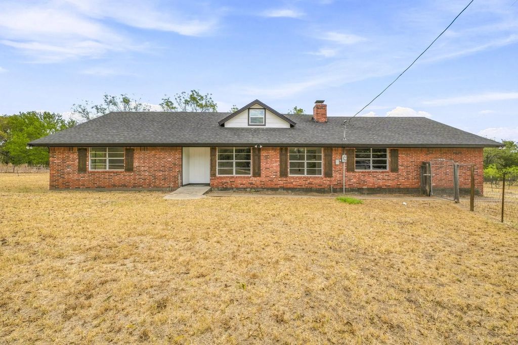 2771 S Fm 200, Nemo