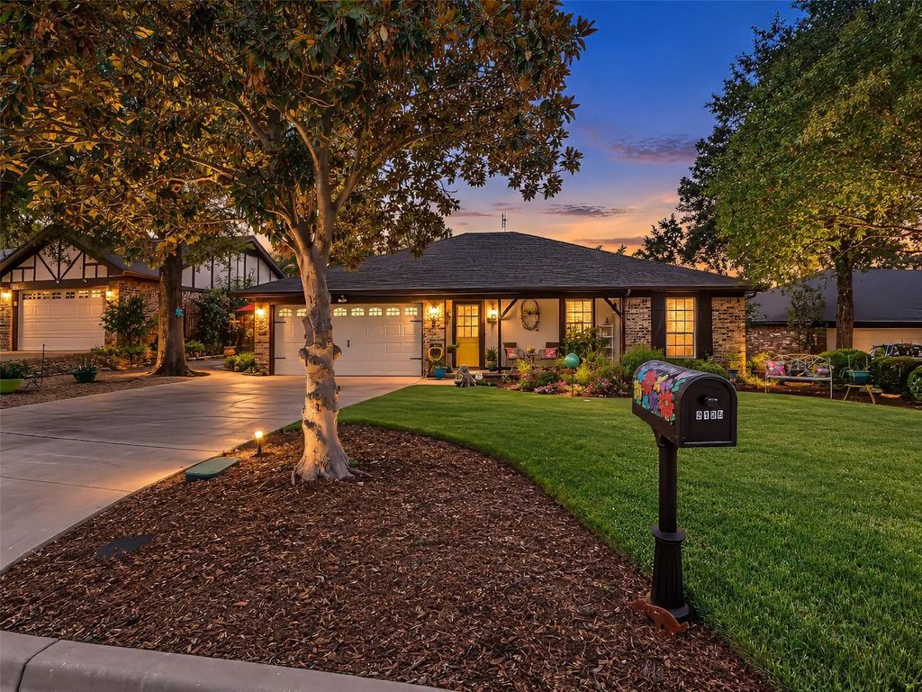 2125 Cambridge Drive, Hurst