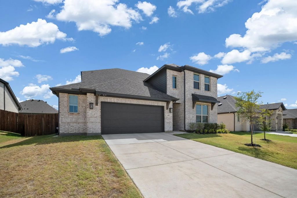 412 Wabash Drive, Waxahachie
