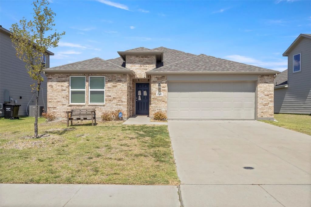 1305 Panela Road, Crandall