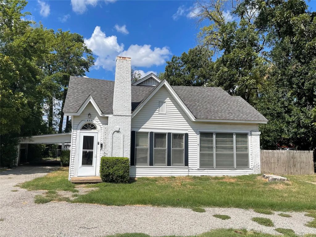 411 Corsicana Street E, Athens