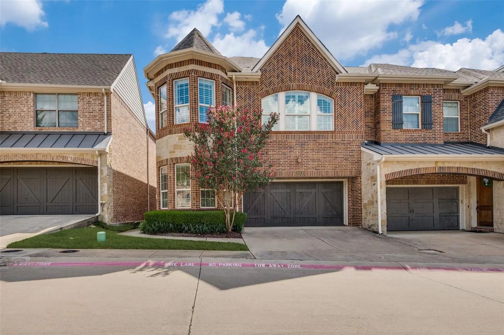 2225 Cameron Crossing, Grapevine