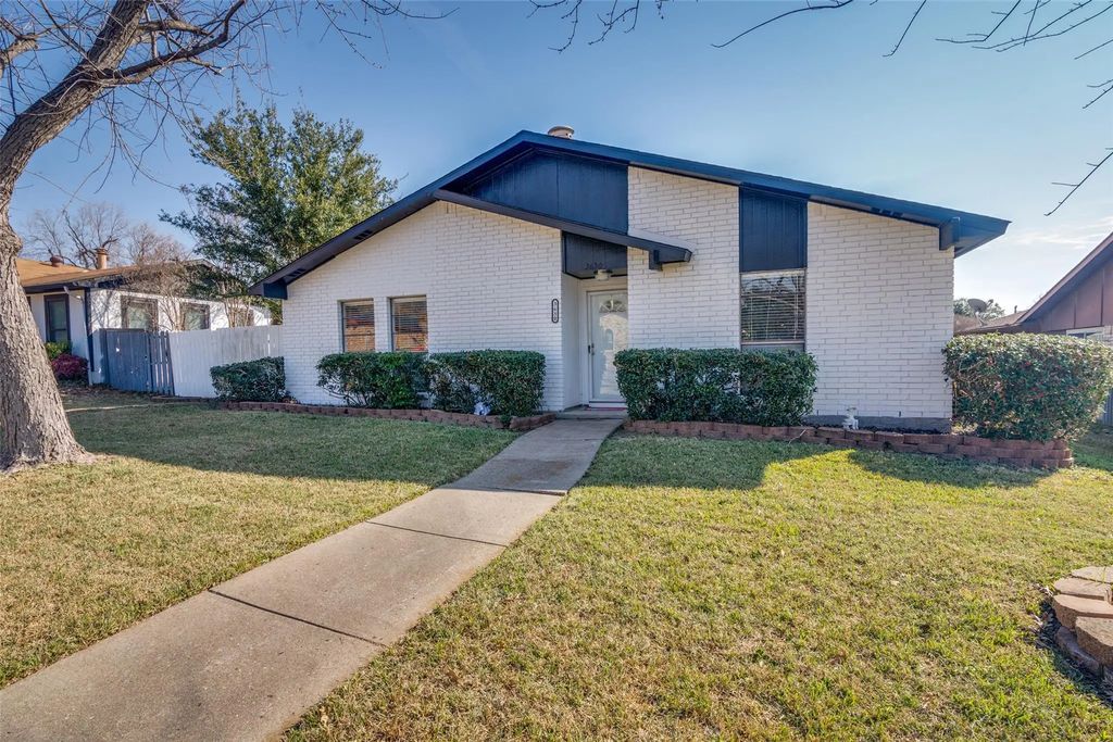 3630 Dumas Trail, Garland