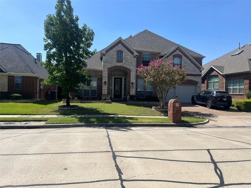 1228 Sandy Shore Road, Irving
