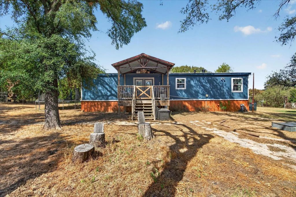 2607 Williamson Road, Granbury