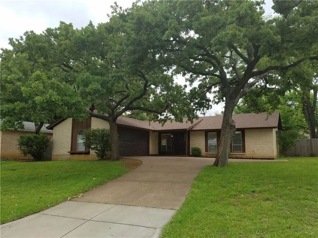 2724 Buffalo Drive, Arlington