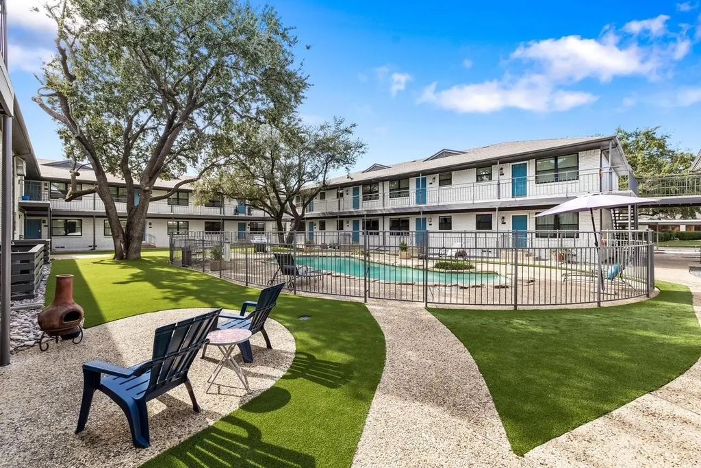 3913 Inwood Road 1007, Dallas