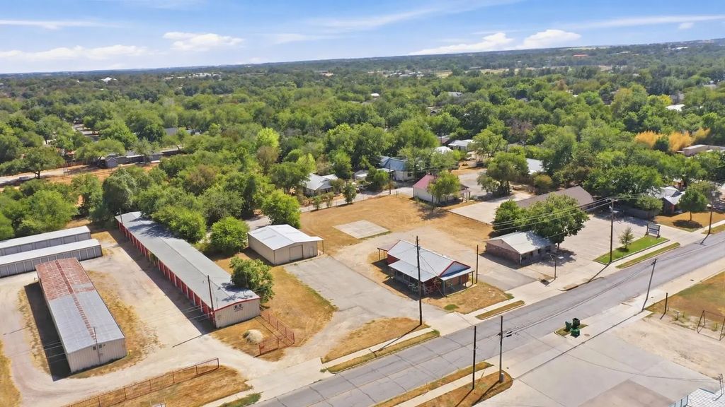 658 E Washington Street, Stephenville