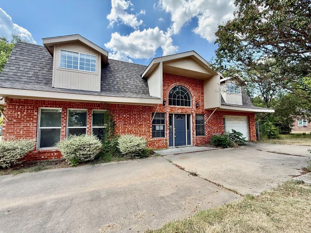 312 S Mockingbird Lane, Keene